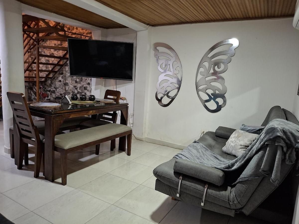 Brussels House, 2 Bedrooms * Cartagena