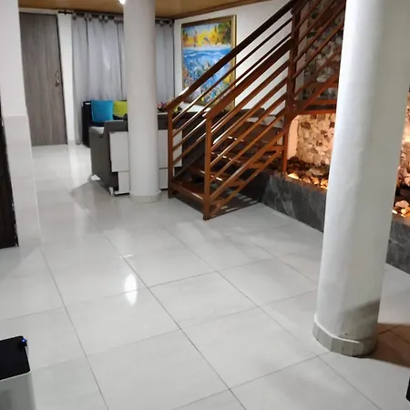 Сasa de vacaciones Brussels House, 2 Bedrooms *