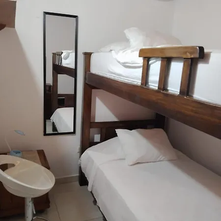 Brussels House, 2 Bedrooms Сasa de vacaciones